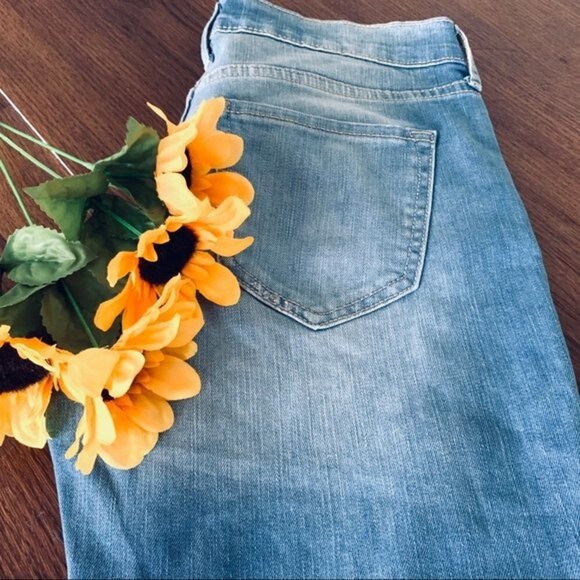 Old Navy Boyfriend Straight Jeans Size 2‎ - Picture 11 of 13